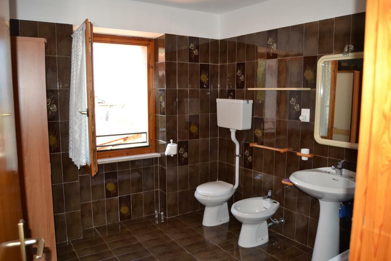Ferienwohnung Ca Di Venzo Brenzone sul Garda Exterior foto